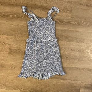 Blue floral mini dress, never worn, size large